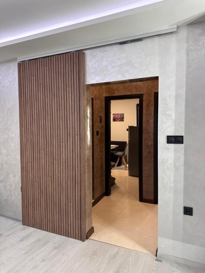 Елегантен Двустаен Апартамент Four Seasons Burgas Exterior foto