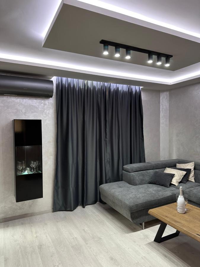 Елегантен Двустаен Апартамент Four Seasons Burgas Exterior foto